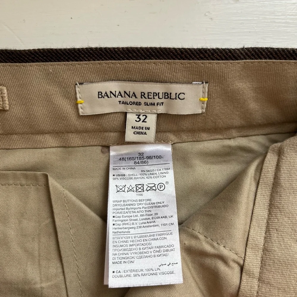 Banana Republic classic cargo